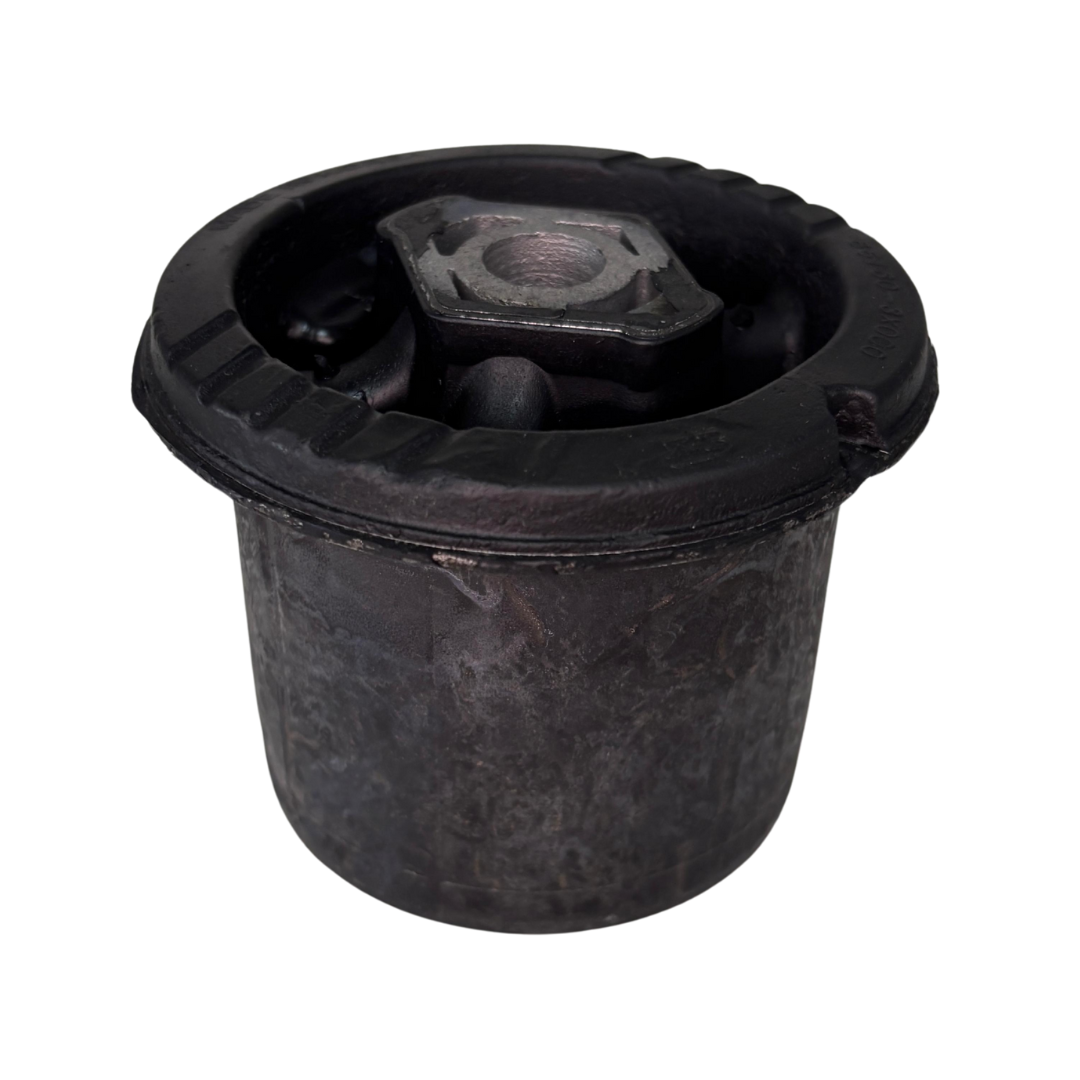 BUCHA DO EIXO TRASEIRO KIA CERATO 1.6 / 2.0 2013 A 2022