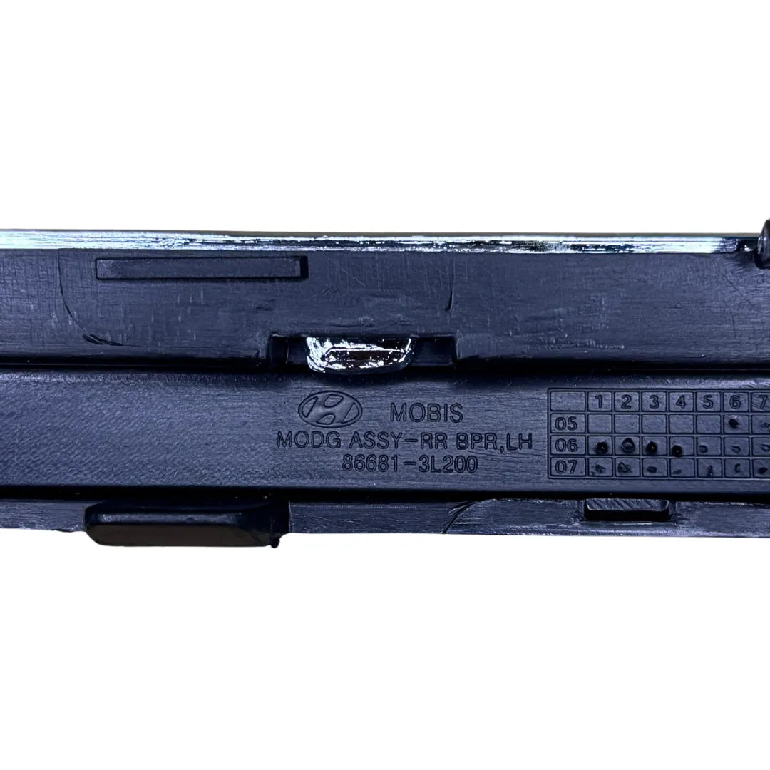 Friso do Para-choque Traseiro Esquerdo Hyundai Azera 2006 a 2010 Original Mobis