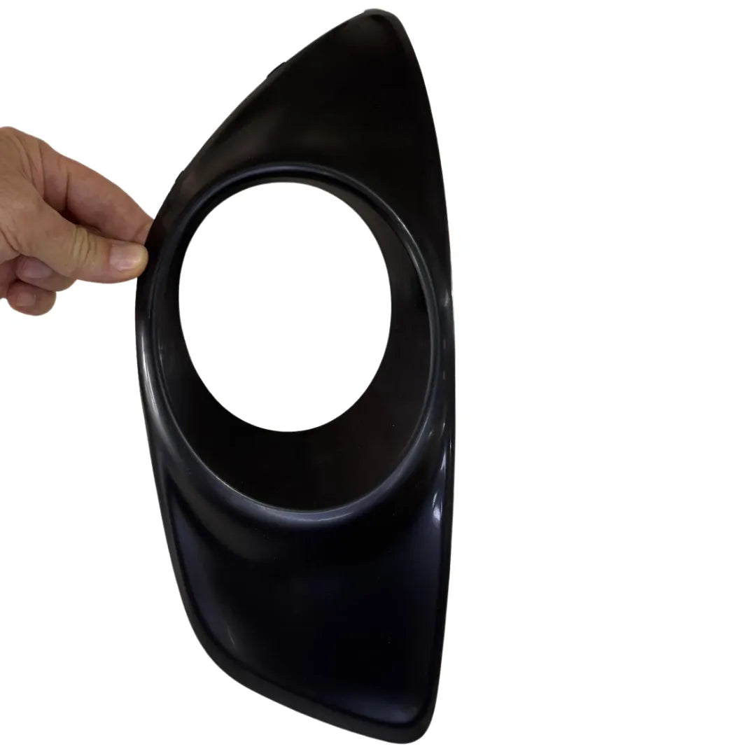 Moldura do Farol de Neblina Direita Hyundai Santa Fe 2011 a 2013 Original Mobis